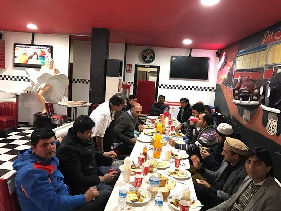 SHER KHAN Indian Restaurant & Takeaway