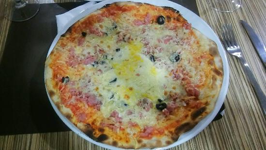 Pizzeria & Restaurante La Gondola