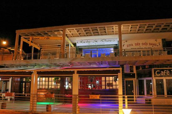 Richie&Dave's