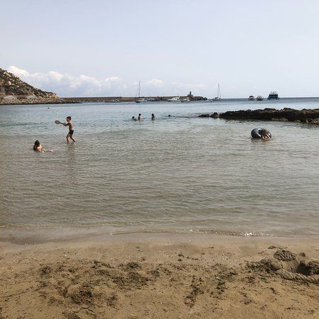 la Playa de Cantal Roig