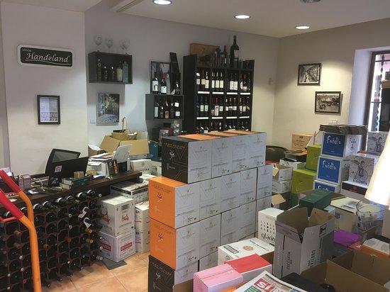 Vinos Handeland