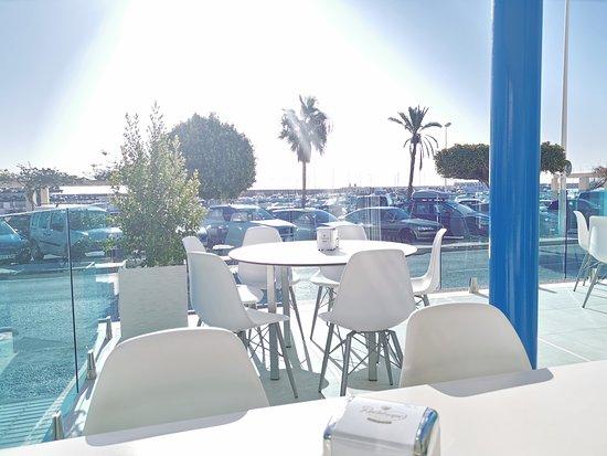 Ocean Lounge