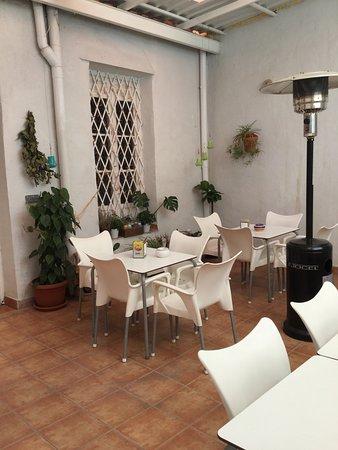 Ravi Cafe