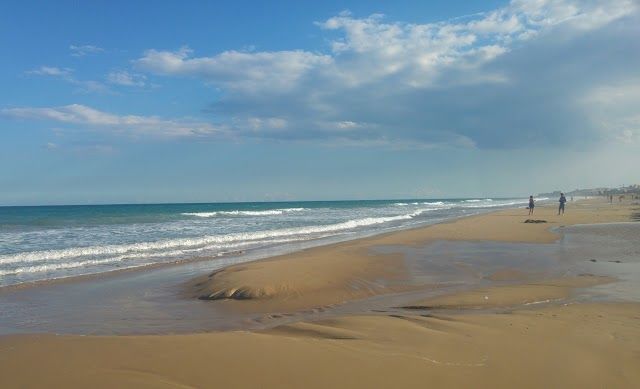 la Playa de Les Ortigues