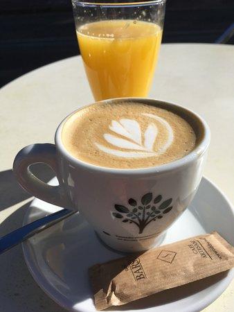 Cafeteria Bon Cafe