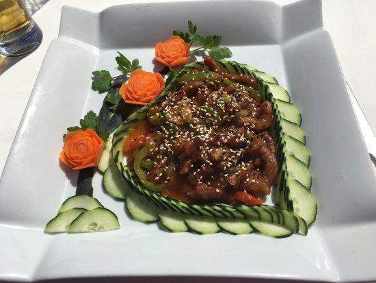 Ling's International Restaurant