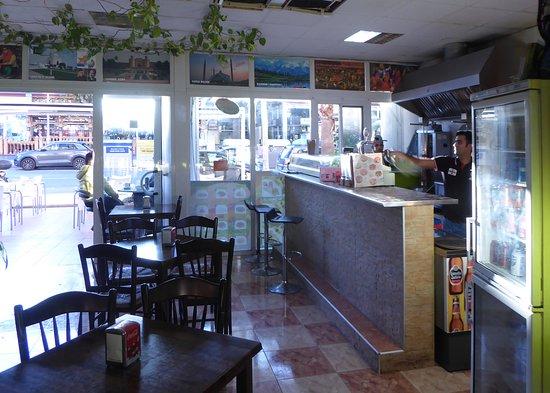 Doner Kebab y Pollos Albir