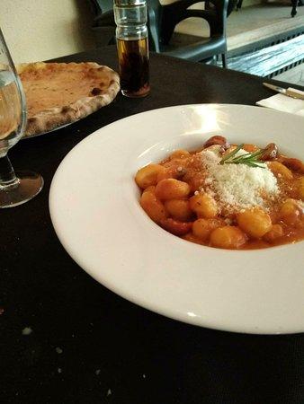 Tutti Pizza Y Pasta