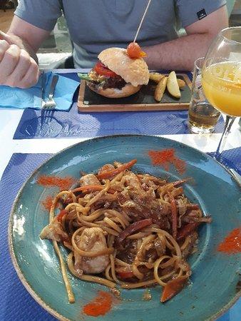 Hippo Gastro Bar