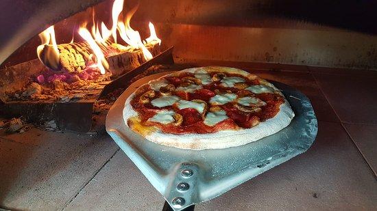 The Claddagh Cafe Wood Fired Pizza