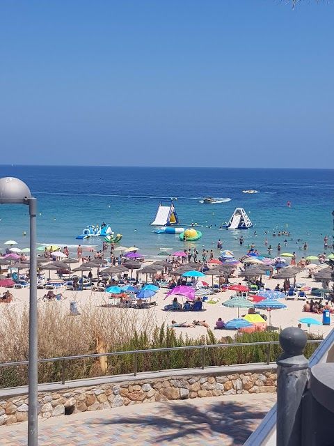 la Playa de las Mil Palmeras