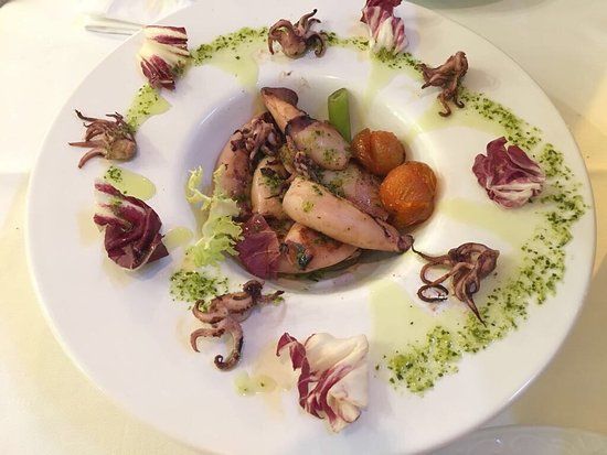 Cerveceria-Restaurante Tapis